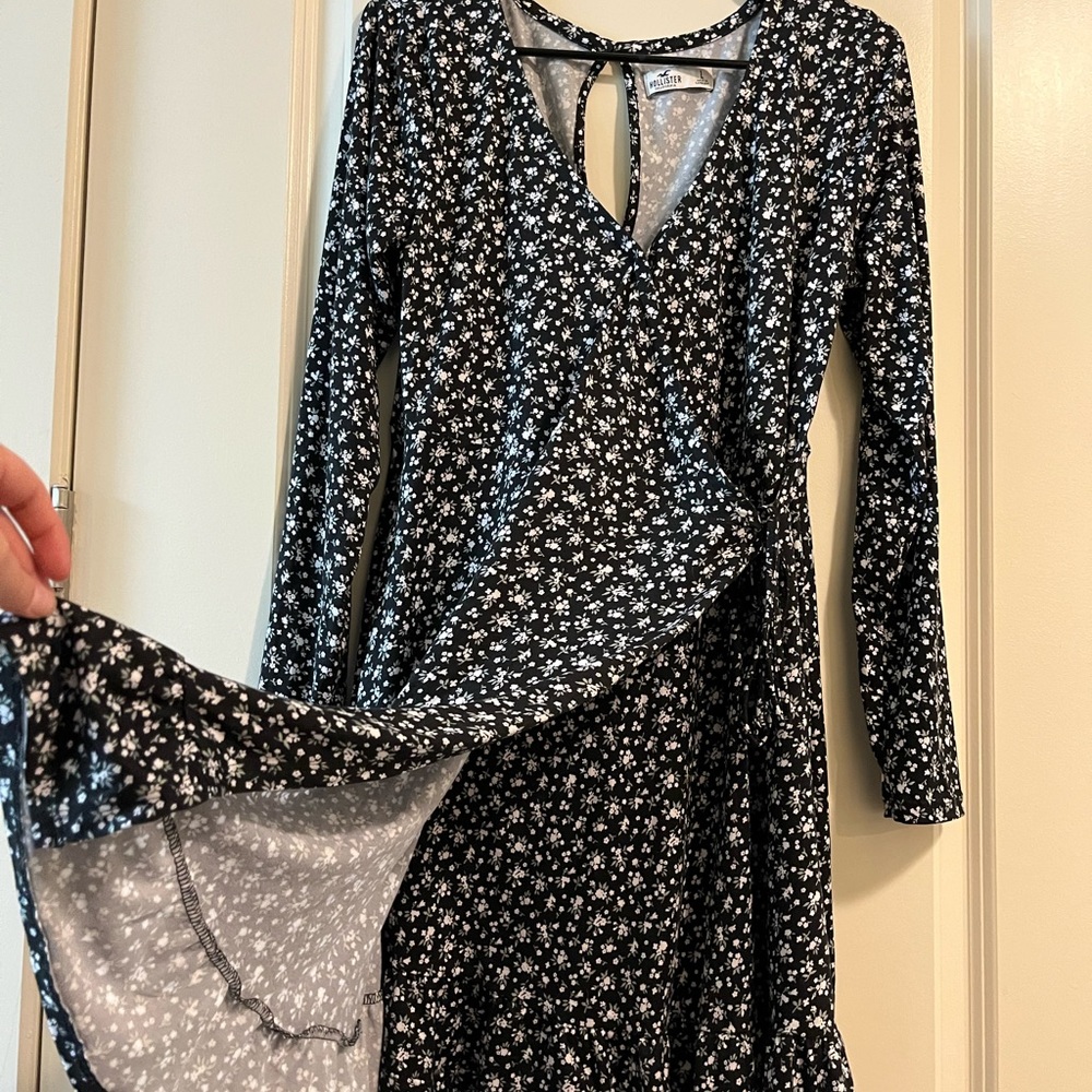 Spring Floral Dress - Picture 2 of 4